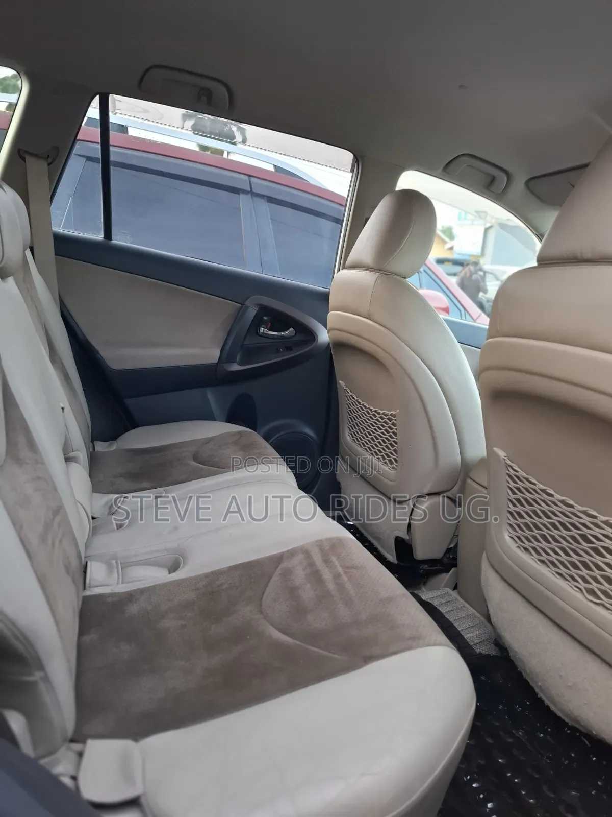 Toyota Vanguard 2012 White