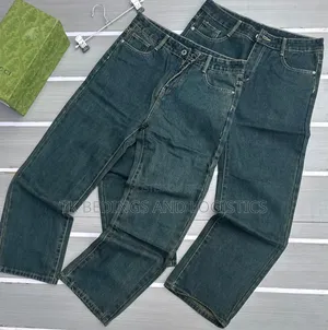 Double Printed Baggy Jeans.
