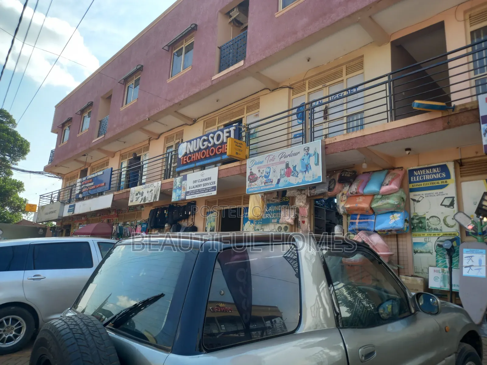 Kyanja,building With Great Income for Sell