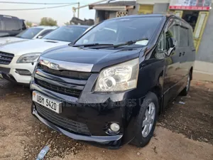 Toyota Noah 2009 Black