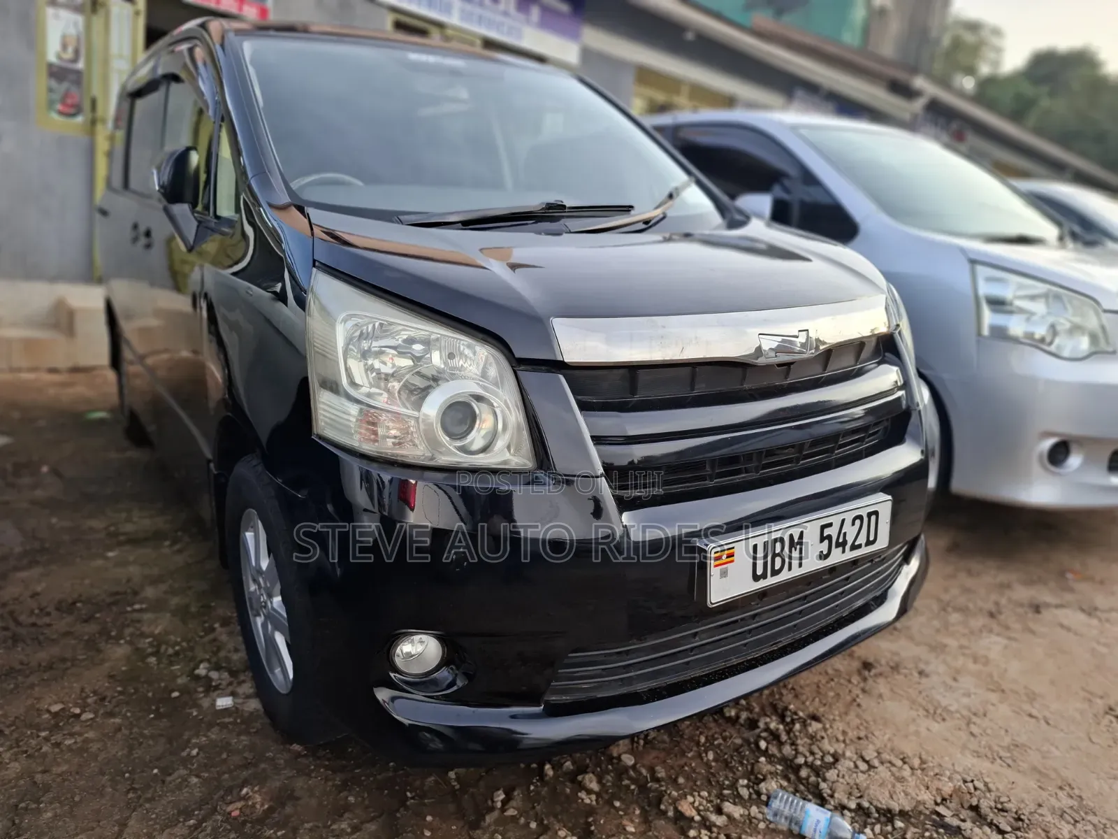 Toyota Noah 2009 Black