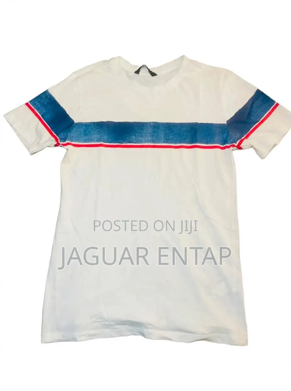 Men White Striped T-Shirt Size S -  Used - Clean