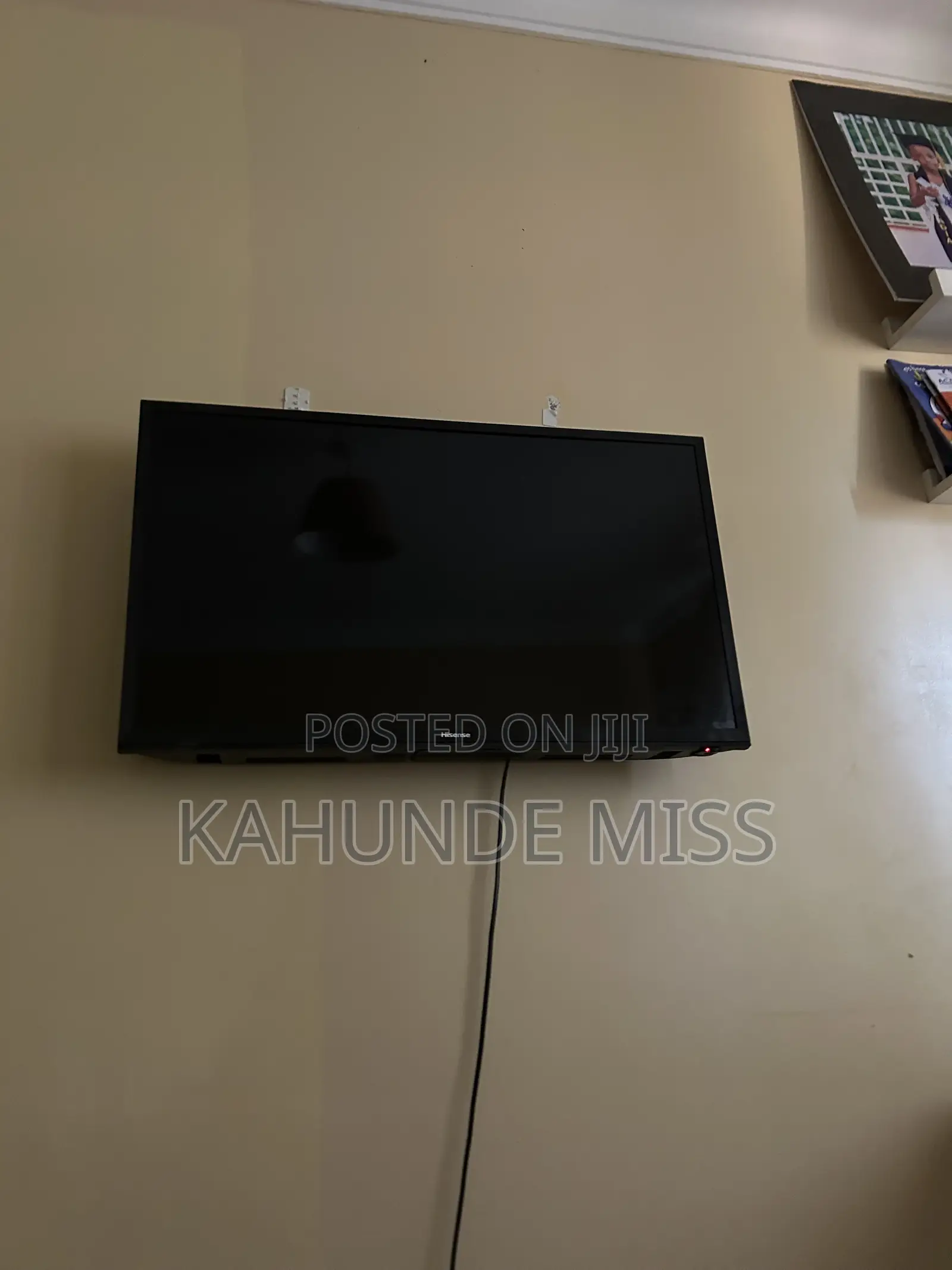 32 Inch Hisense Flat Screen