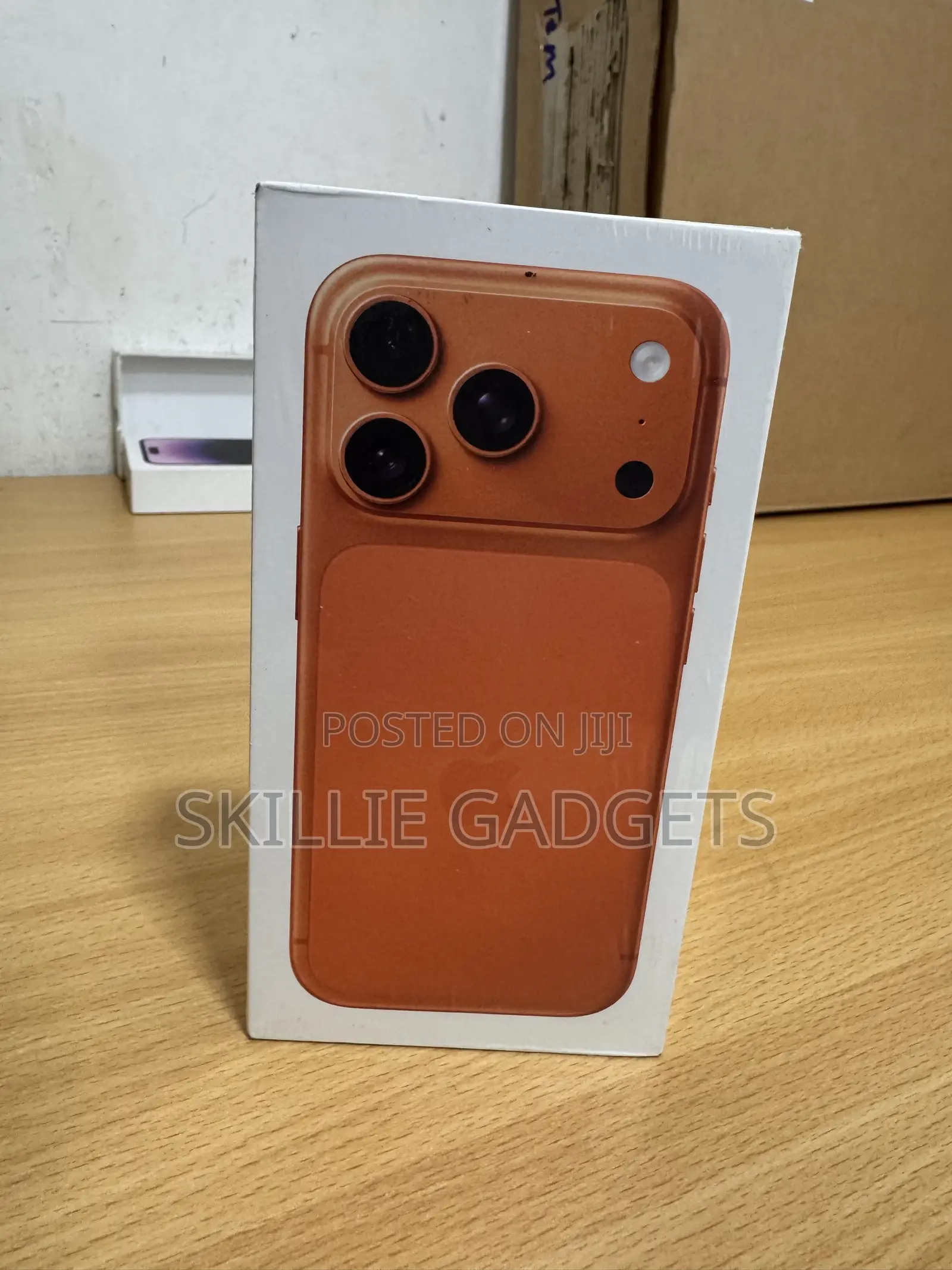 New Apple iPhone 17 Pro 256 GB Orange