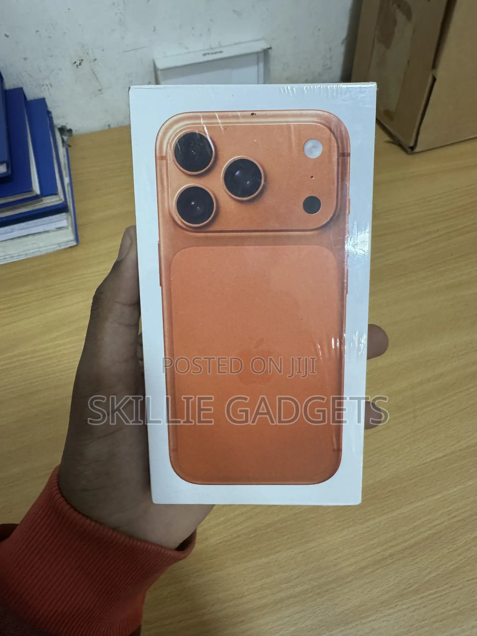 New Apple iPhone 17 Pro 256 GB Orange