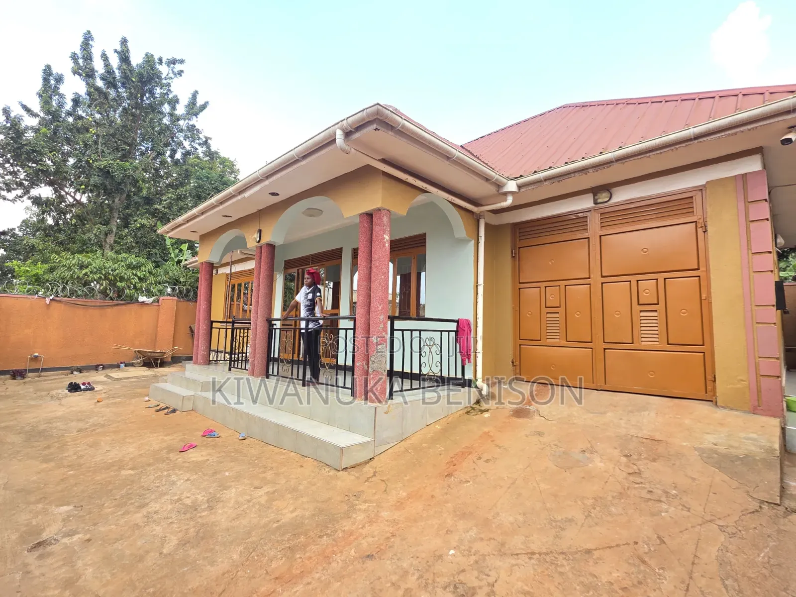 3bdrm House in Bulenga, Central Division for sale