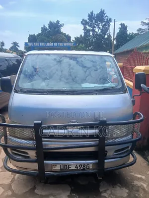 Toyota HiAce 2007 Silver