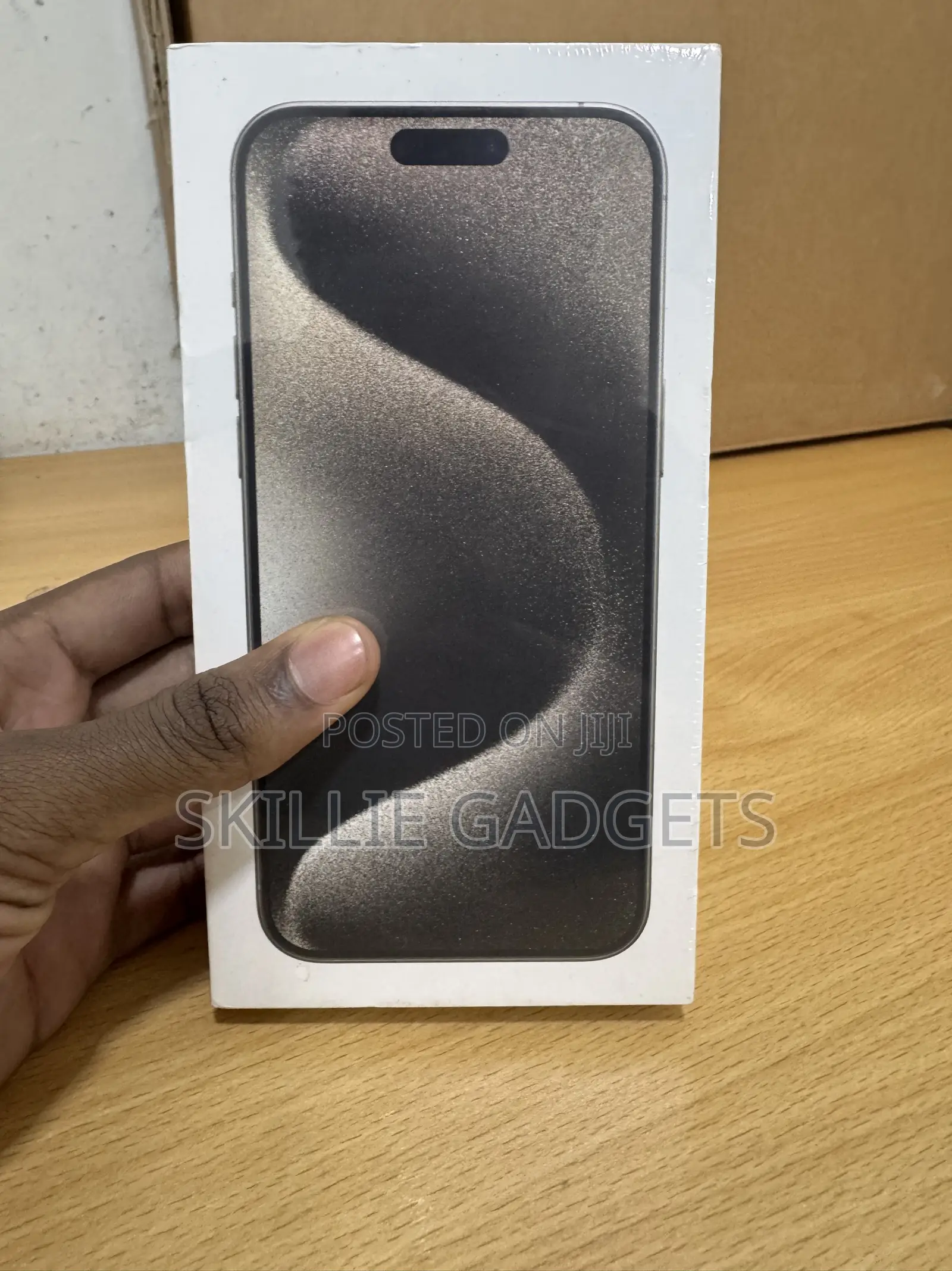 New Apple iPhone 15 Pro Max 256 GB