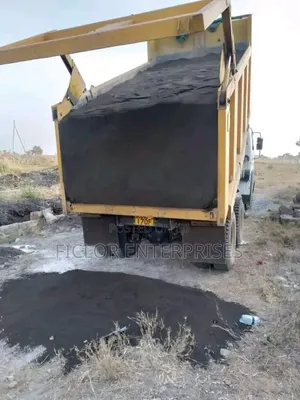 Truckload Sand | Sand Delivery Kampala | Sinotruk Sand