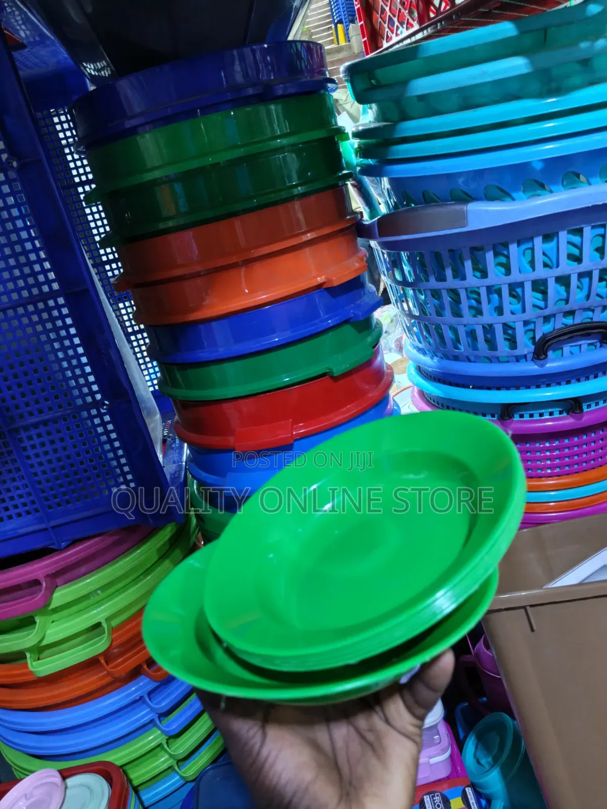 120pcs Plastic Plates Plastic Plates