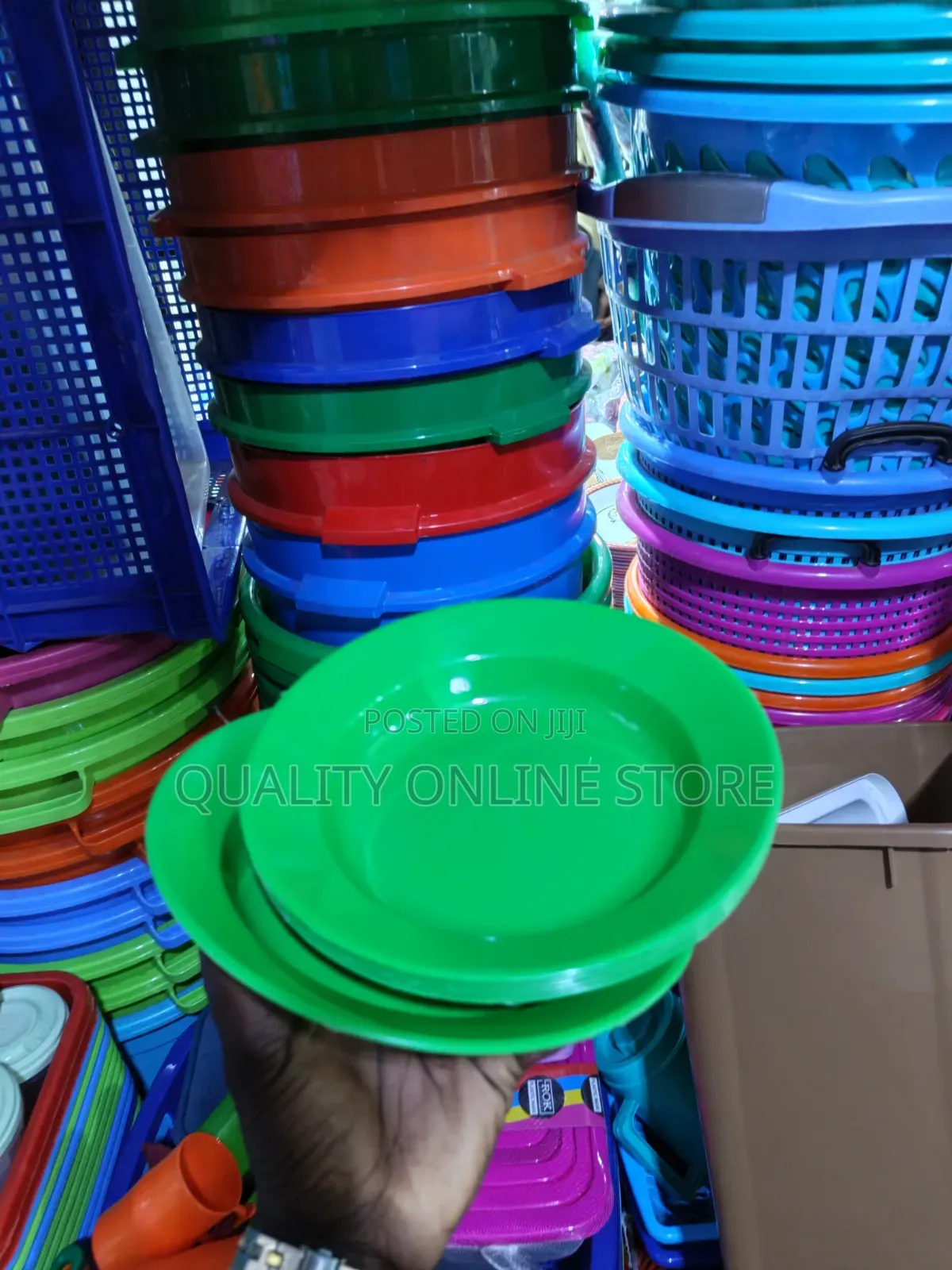 120pcs Plastic Plates Plastic Plates