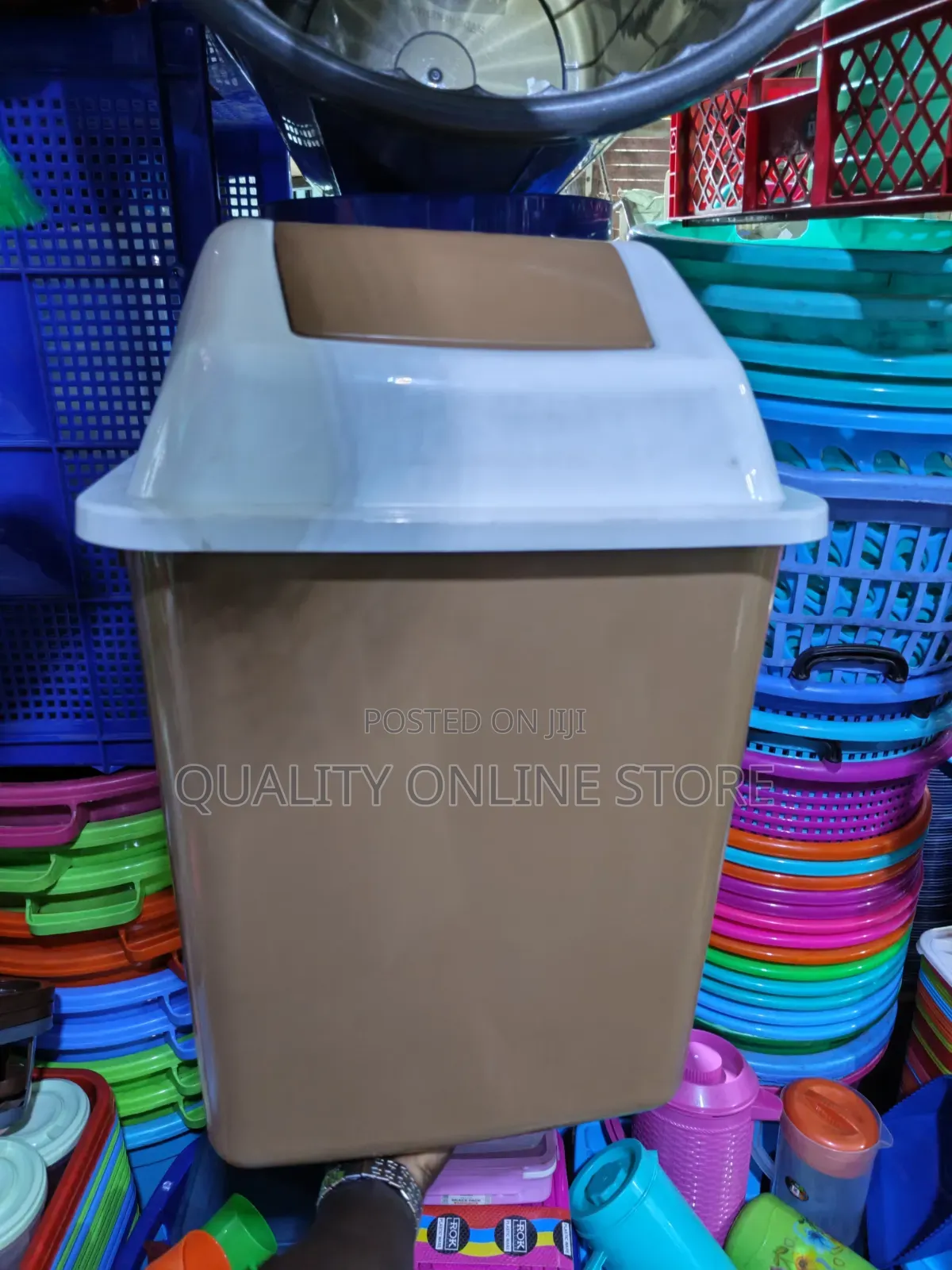 40litres Plastic Dust Plastic Swing Bin