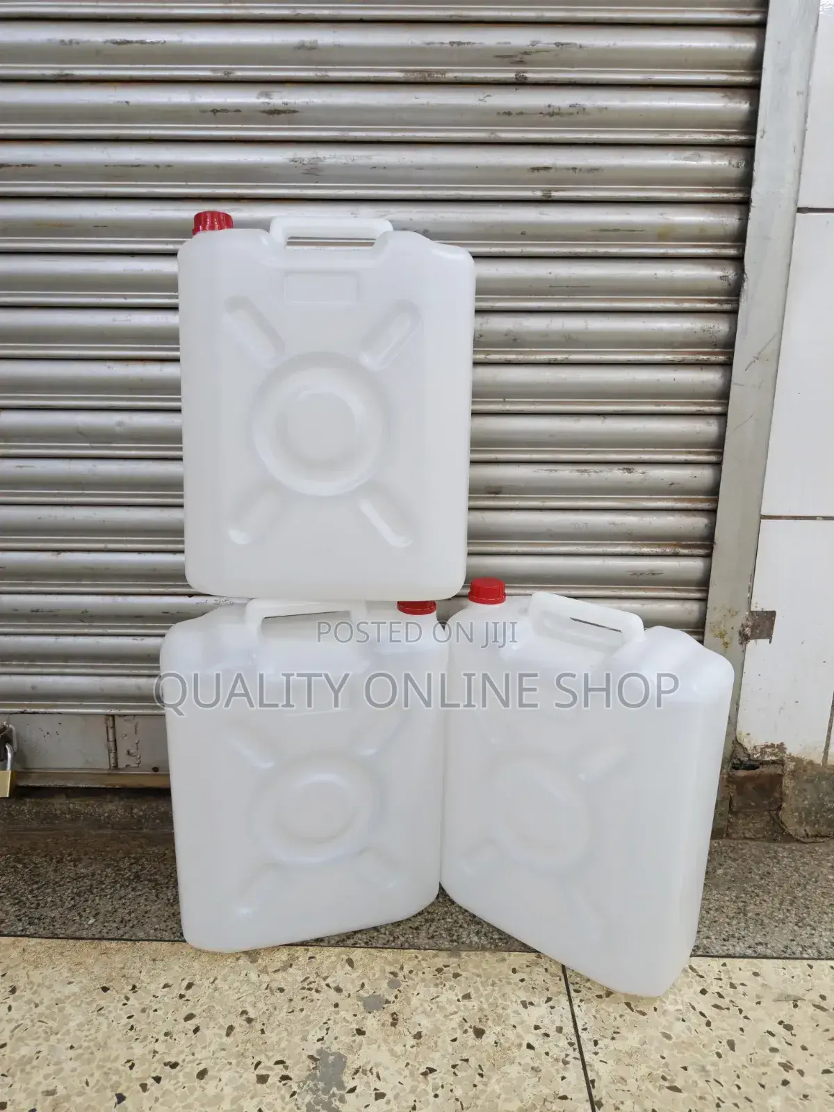White Plastic Jerrycans Plastic Jerrycans 20litres