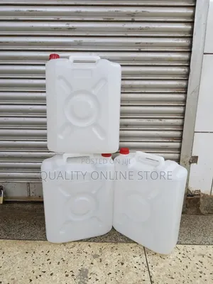 White Plastic Jerrycans Plastic Jerrycans 20litres