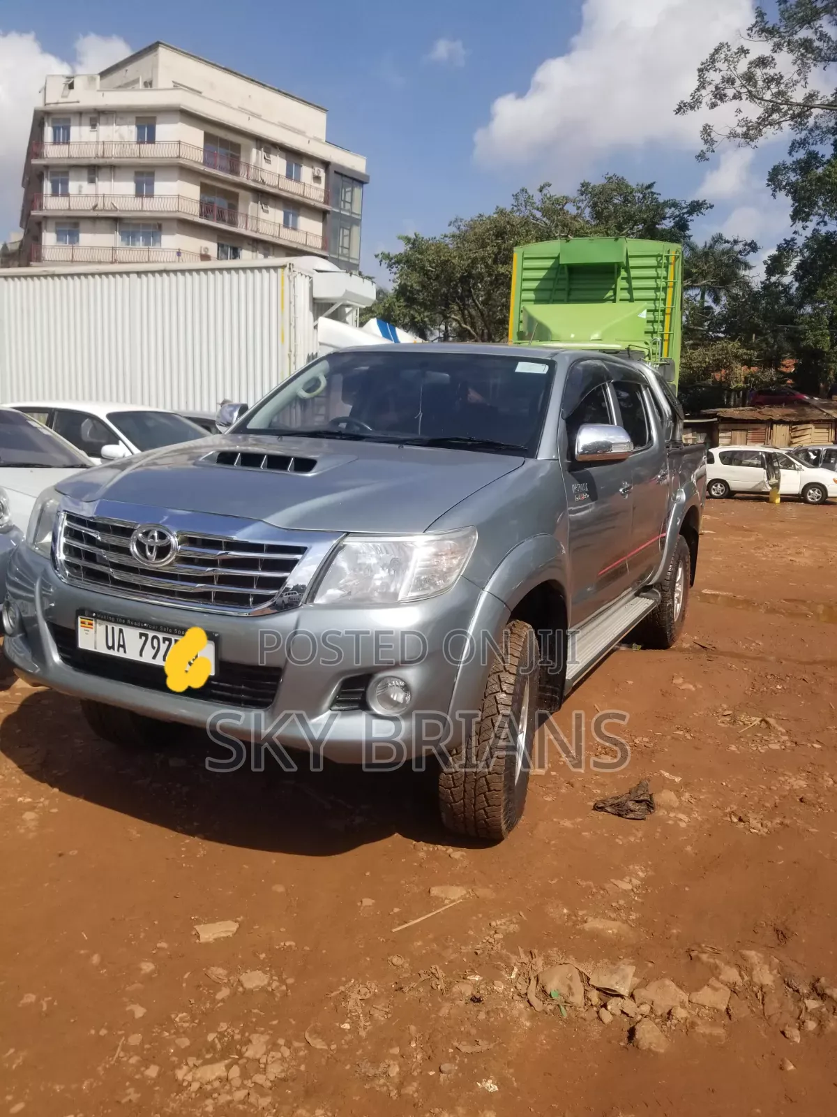 Toyota Hilux 2015 Gray