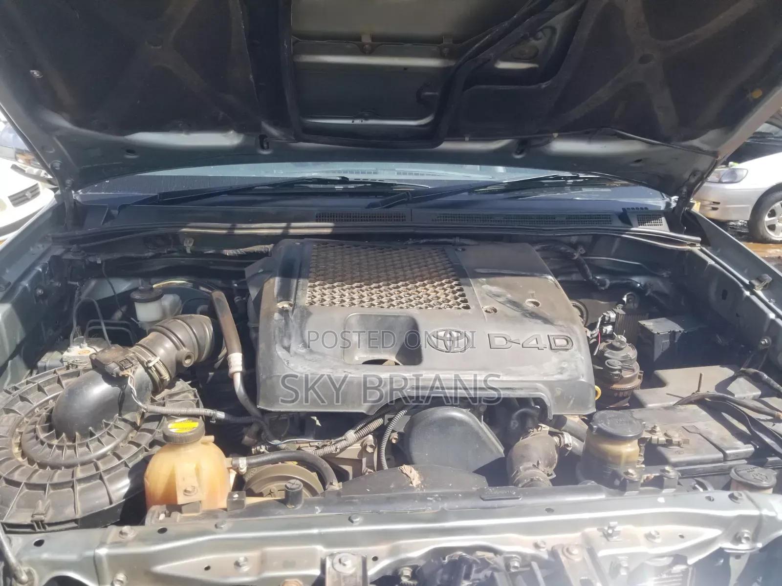 Toyota Hilux 2015 Gray