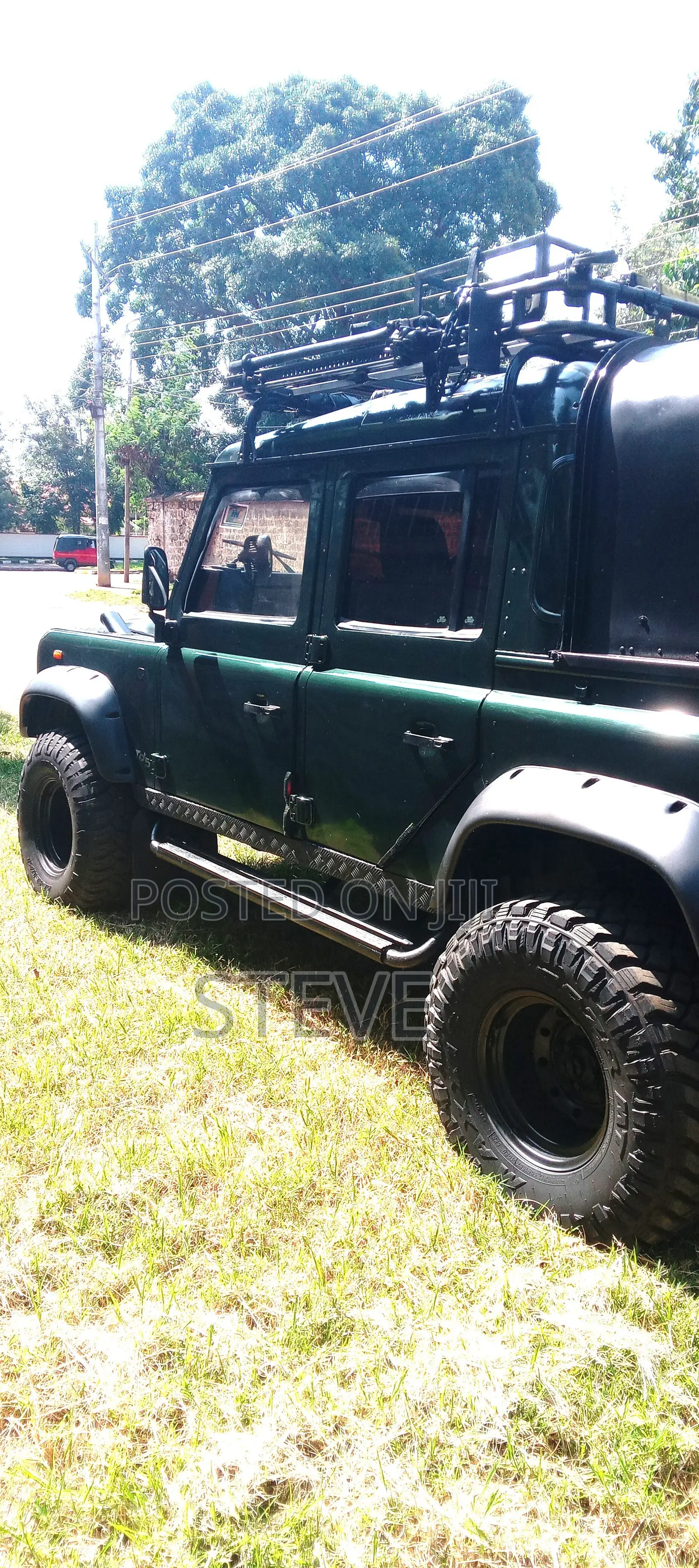 Land Rover Defender 2002 Green