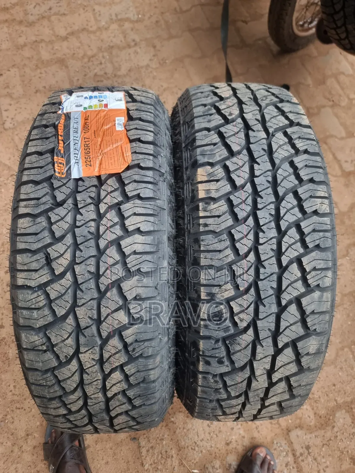 225/65r17 Adventure All Terrain