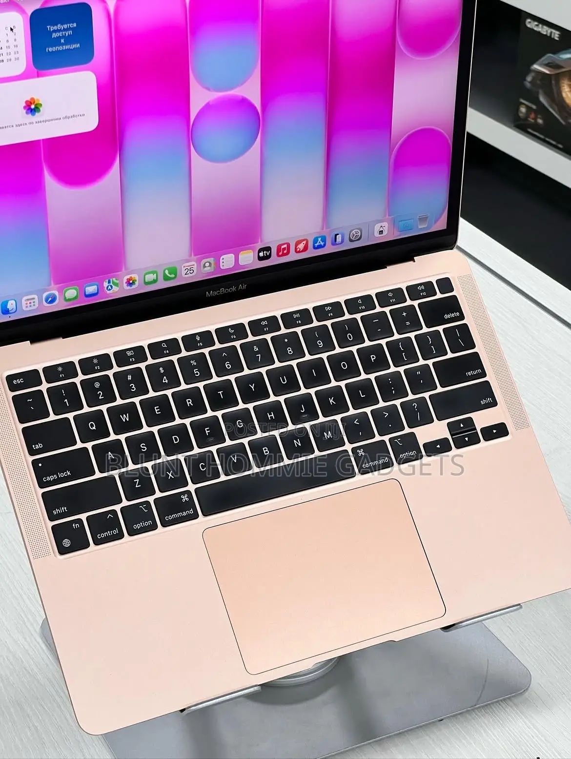 Laptop Apple MacBook Air 2020 8GB Apple M1 HDD+SSD 256GB