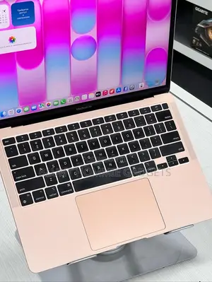 Laptop Apple MacBook Air 2020 8GB Apple M1 HDD+SSD 256GB