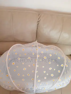 Blue Newborn Baby Bed With Attachable Net
