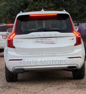 Volvo XC90 Plug-In Hybrid T8 AWD Core 7-Seater 2025 White