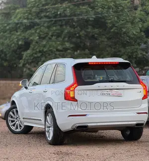 Volvo XC90 Plug-In Hybrid T8 AWD Core 7-Seater 2025 White
