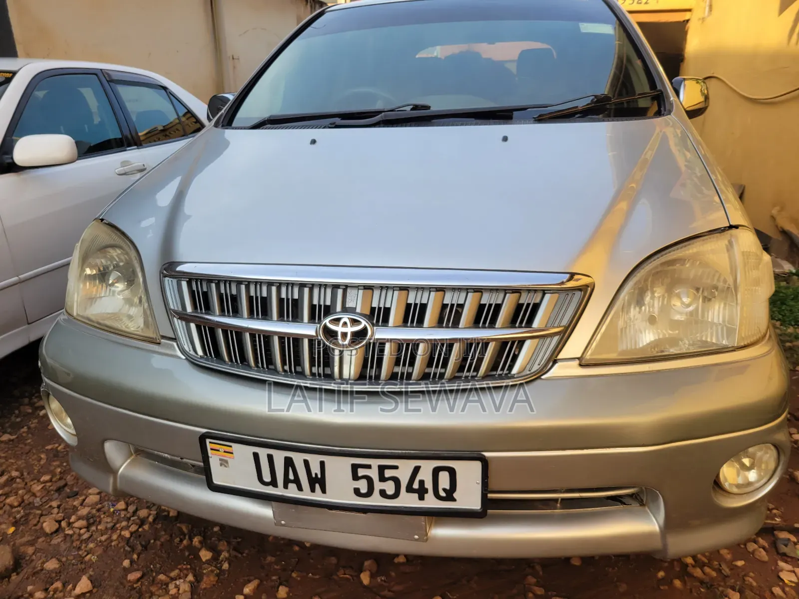 Toyota Nadia 2.0 135hp AWD 2001 Silver