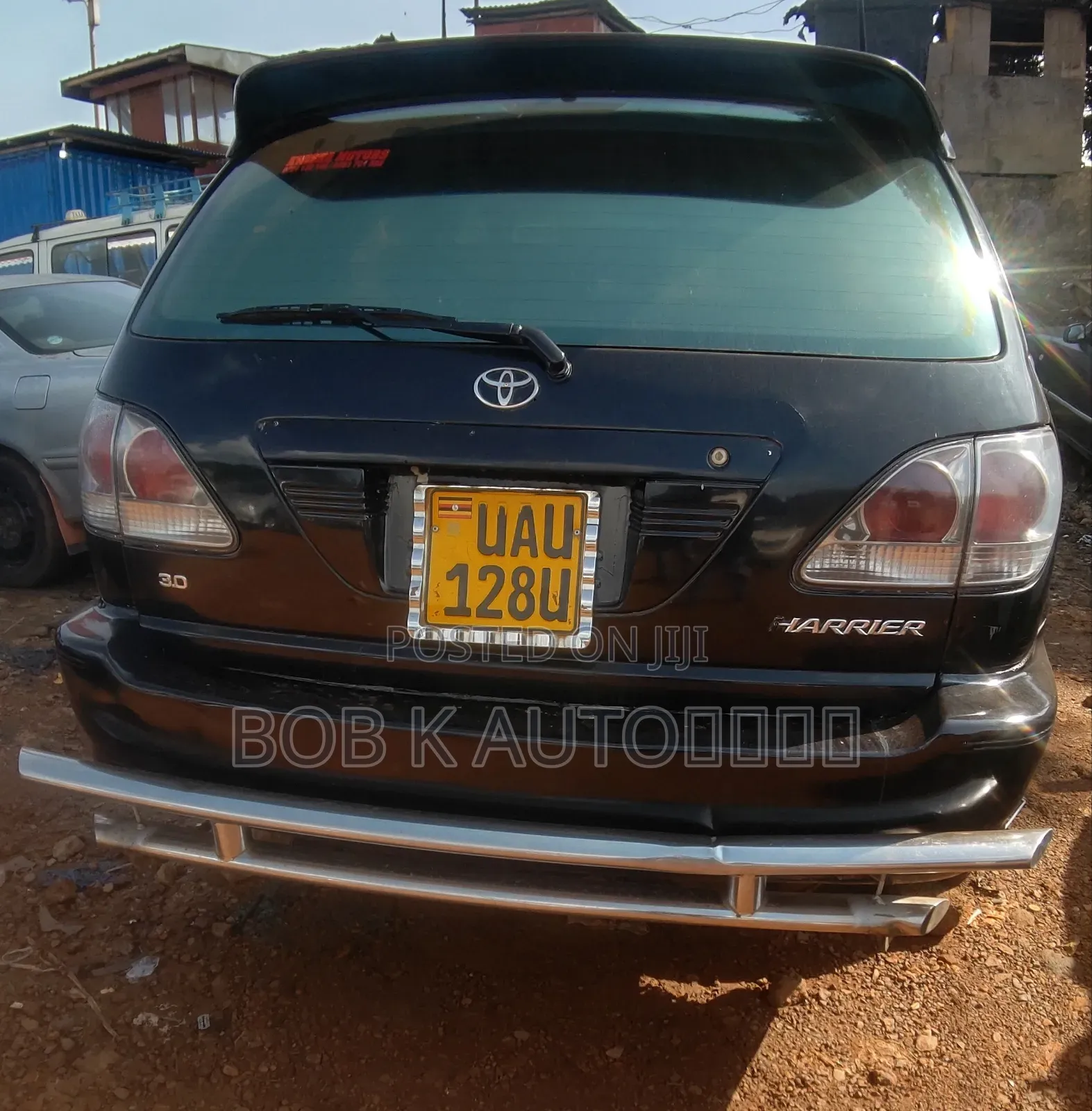 Toyota Harrier 2000 Black