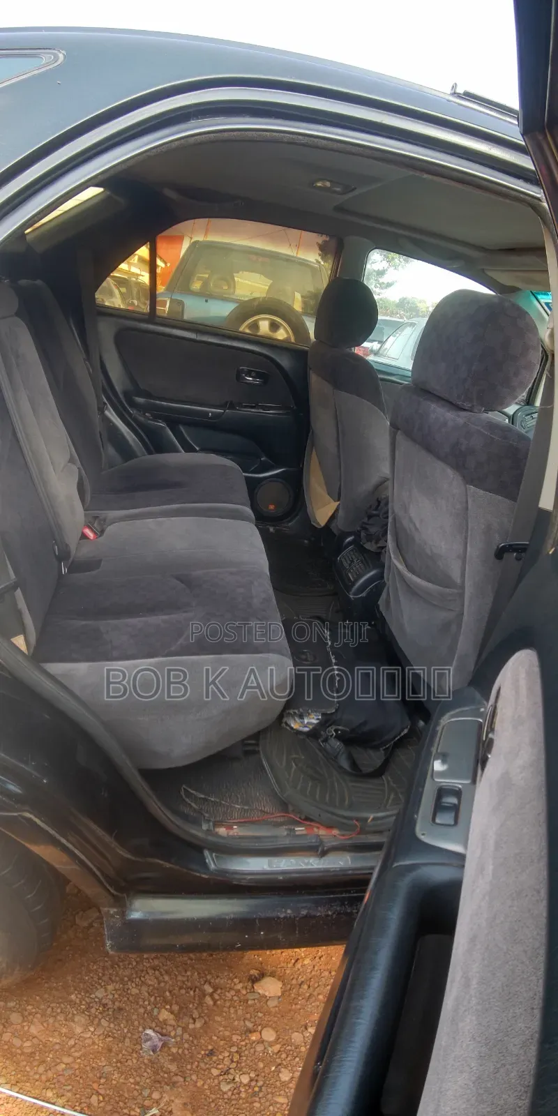 Toyota Harrier 2000 Black