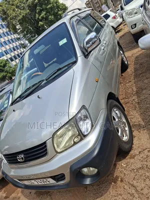 Toyota Noah 2001 Gray