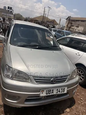 Toyota Corolla Spacio 1999