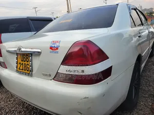 Toyota Mark II 2.0 AWD 2002 White
