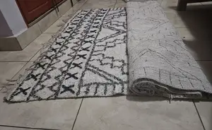 Center Carpet for Sale Black and White