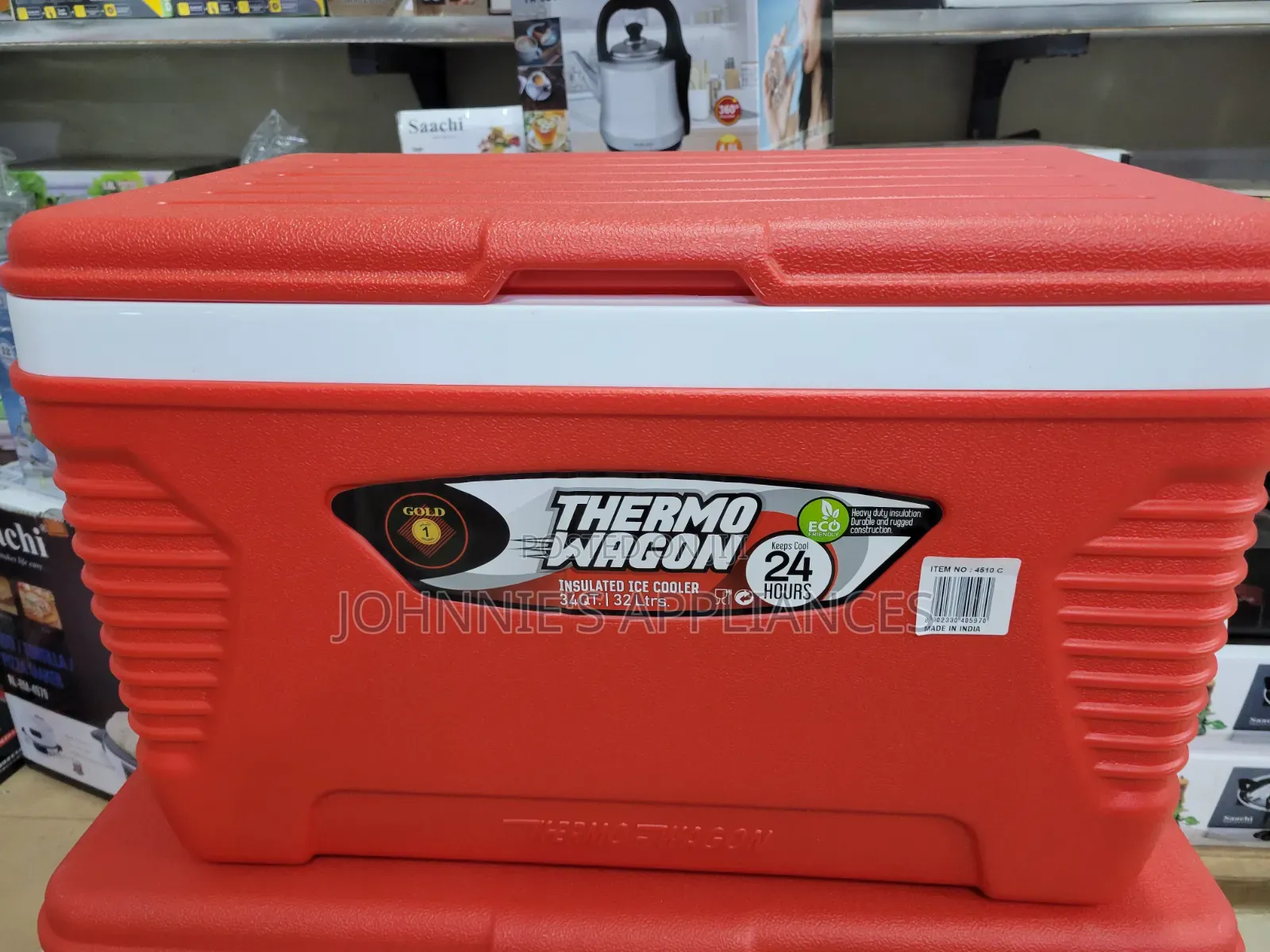 2pics  Thermo Wagon Insulated Ice Cooler Box ,62 $ 32L