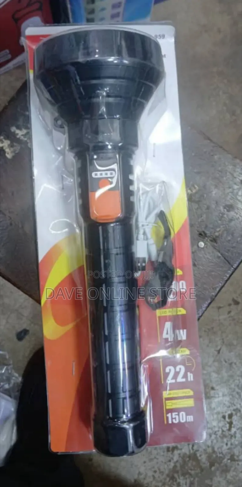 DP-959 Is a 4W USB Rechargeable LED Super-Bright Tactical Searchlight