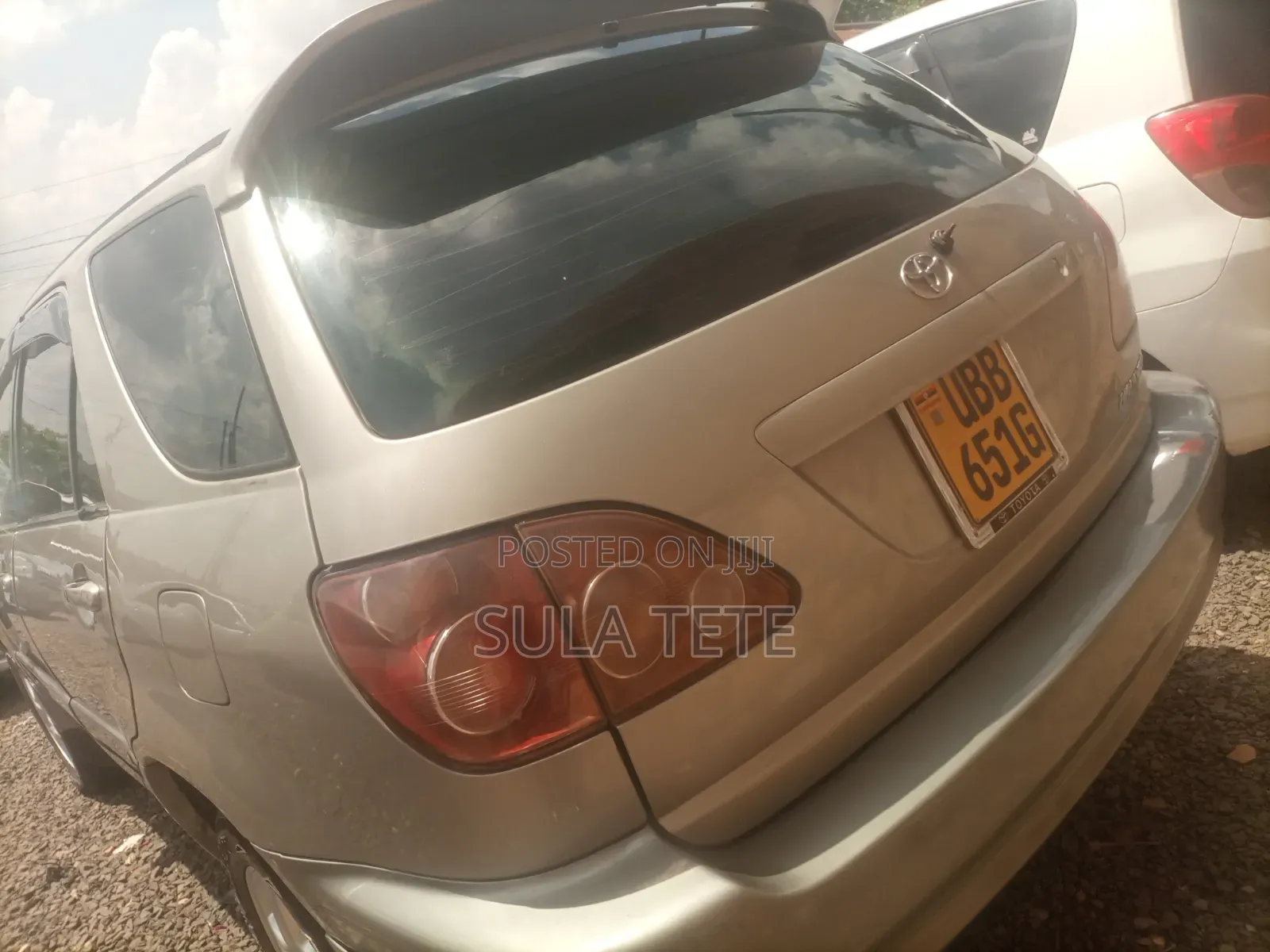 Toyota Harrier 1999 Beige