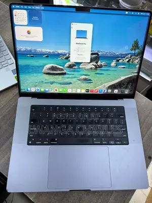 Laptop Apple MacBook Pro 2021 M1 32GB Apple M1 Pro SSHD (Hybrid) 512GB