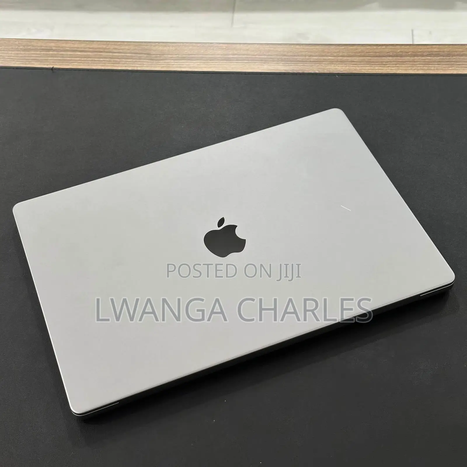 Laptop Apple MacBook Pro 2021 M1 32GB Apple M1 Pro SSHD (Hybrid) 512GB