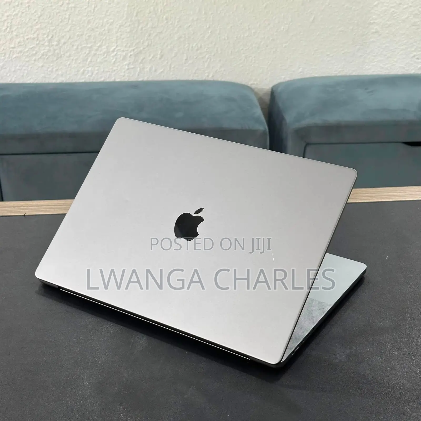 Laptop Apple MacBook Pro 2021 M1 32GB Apple M1 Pro SSHD (Hybrid) 512GB
