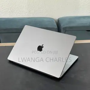 Laptop Apple MacBook Pro 2021 M1 32GB Apple M1 Pro SSHD (Hybrid) 512GB