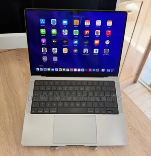 Laptop Apple MacBook Pro 2023 M3 16GB Apple M3 HDD+SSD 512GB
