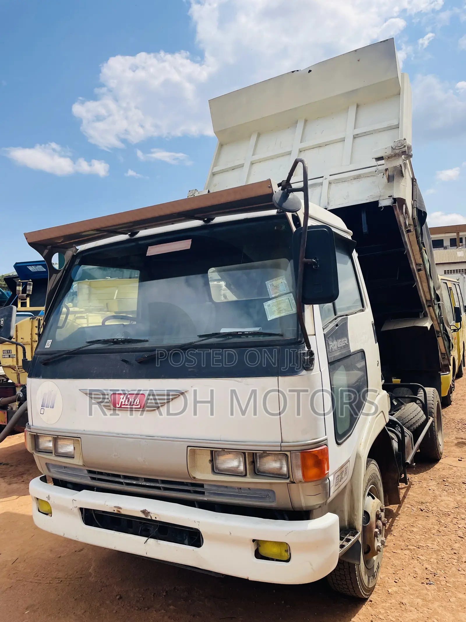 Hino Tipper H07D Engine Clean Piece Deposit 60m and Start Working