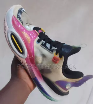 2nd Hand Basketball Shoes