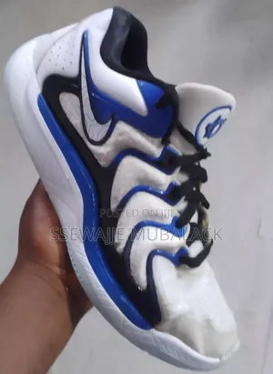 2nd Hand Basketball Shoes