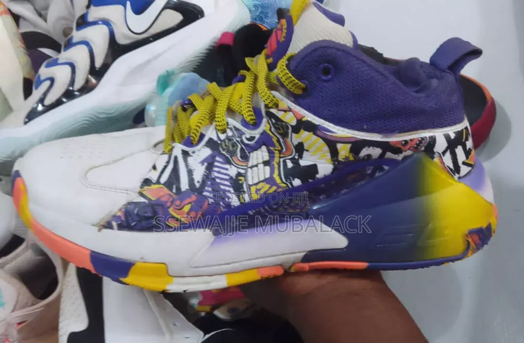 2nd Hand Basketball Shoes