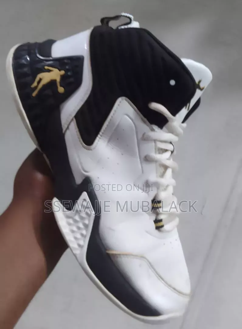 2nd Hand Basketball Shoes