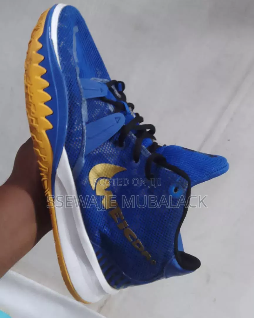 2nd Hand Basketball Shoes