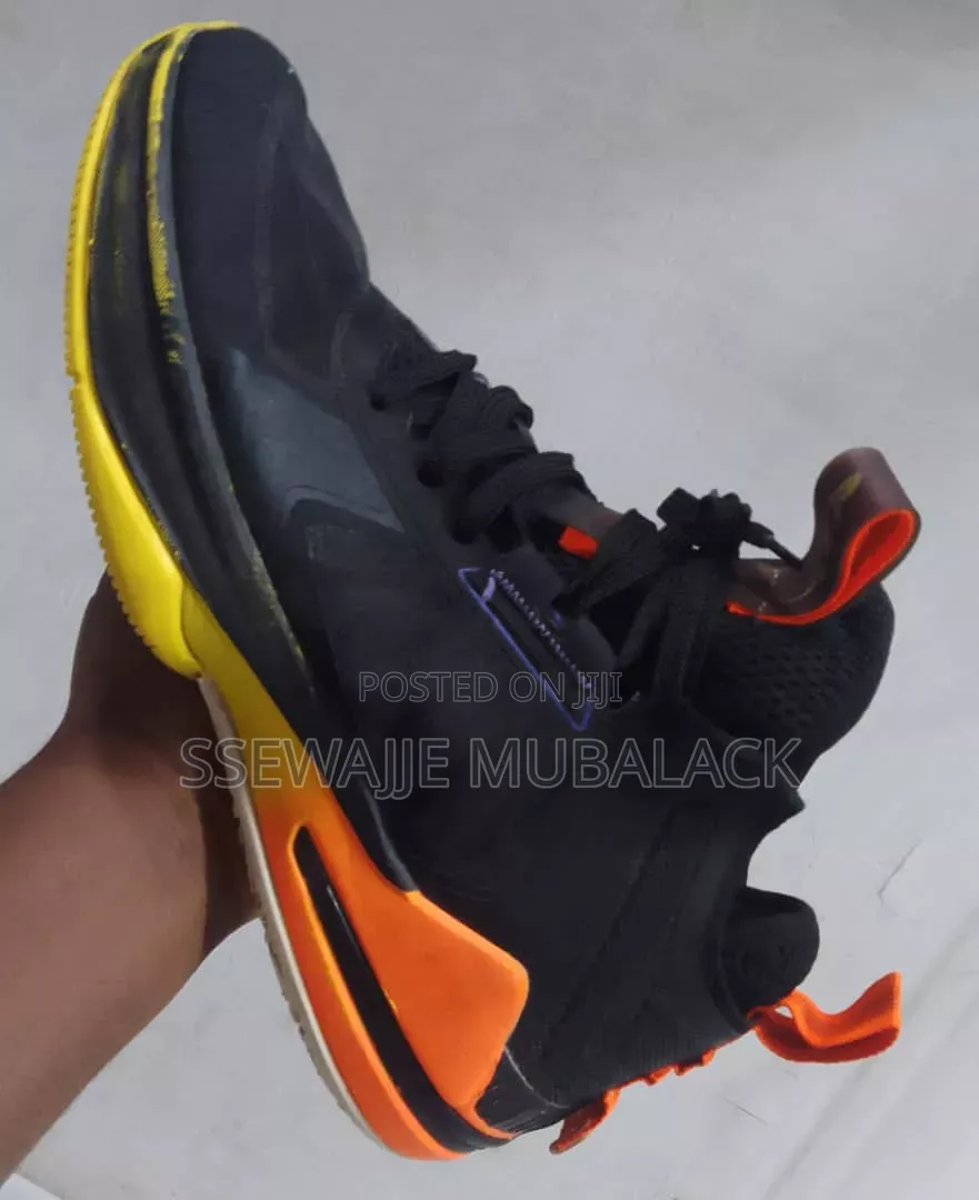 2nd Hand Basketball Shoes