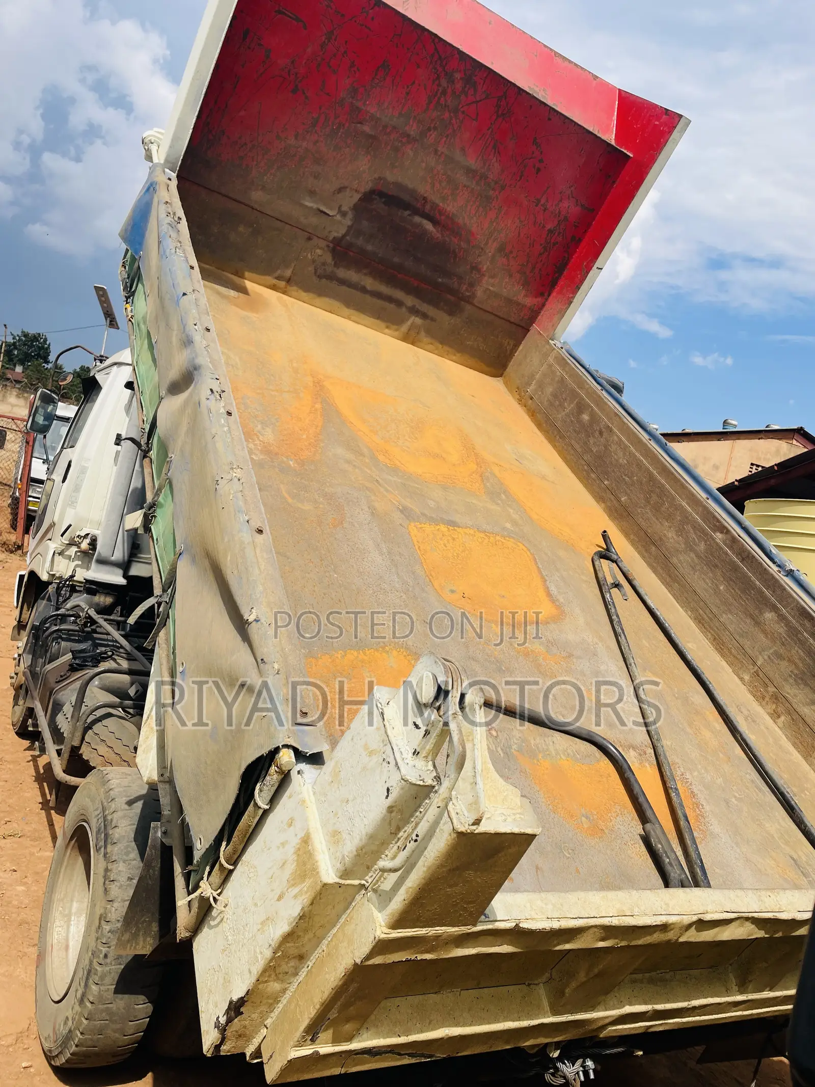 Hino Tipper H07D Engine Clean Piece Deposit 60m and Start Working